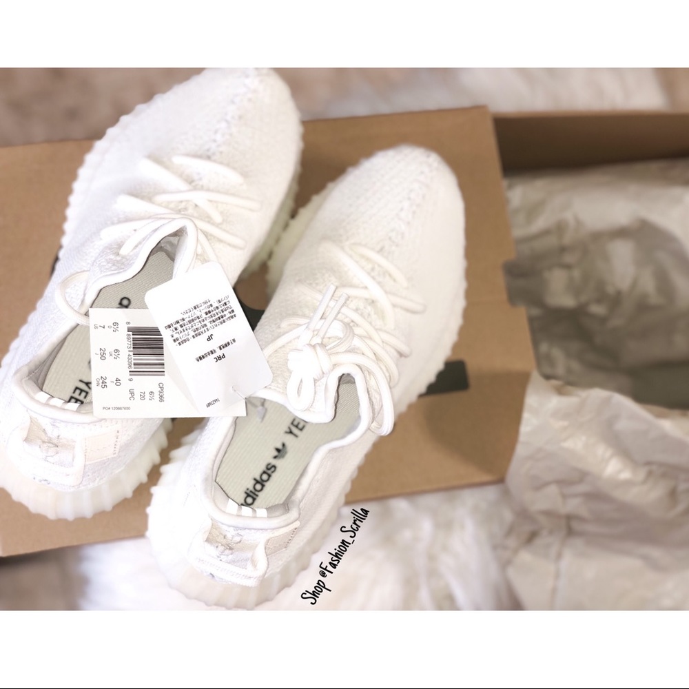 YEEZY Boost 350 V2 Triple White Adidas Sneakers - Picture 7 of 17